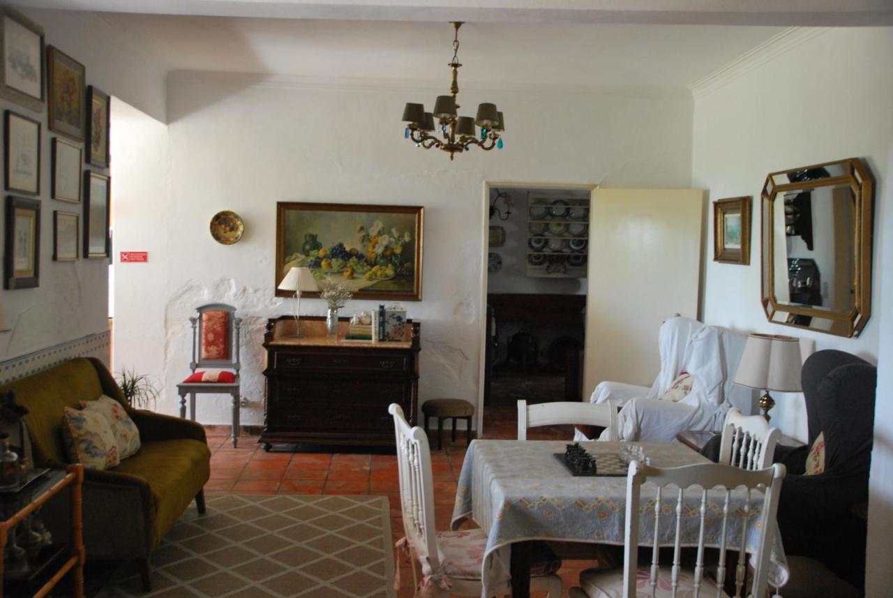 Monte Ramos Guest House Ferreira Do Alentejo Eksteriør bilde