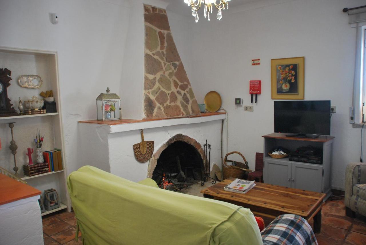 Monte Ramos Guest House Ferreira Do Alentejo Eksteriør bilde