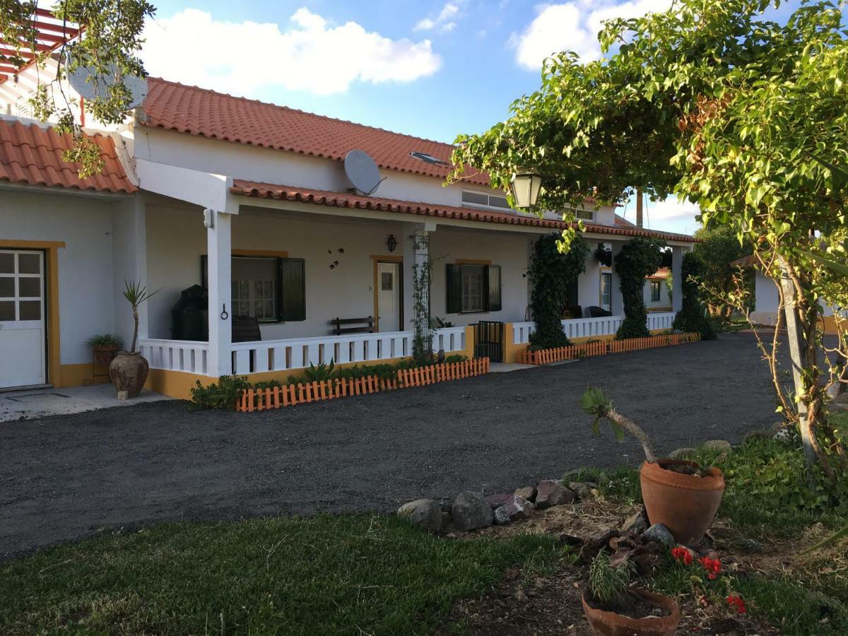 Monte Ramos Guest House Ferreira Do Alentejo Eksteriør bilde